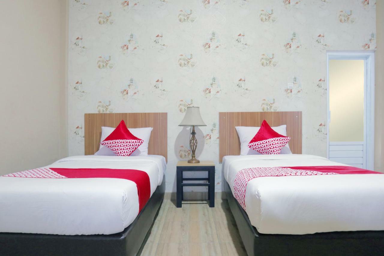 Oyo 1386 Hotel Grand Gabelo Bukittinggi Extérieur photo