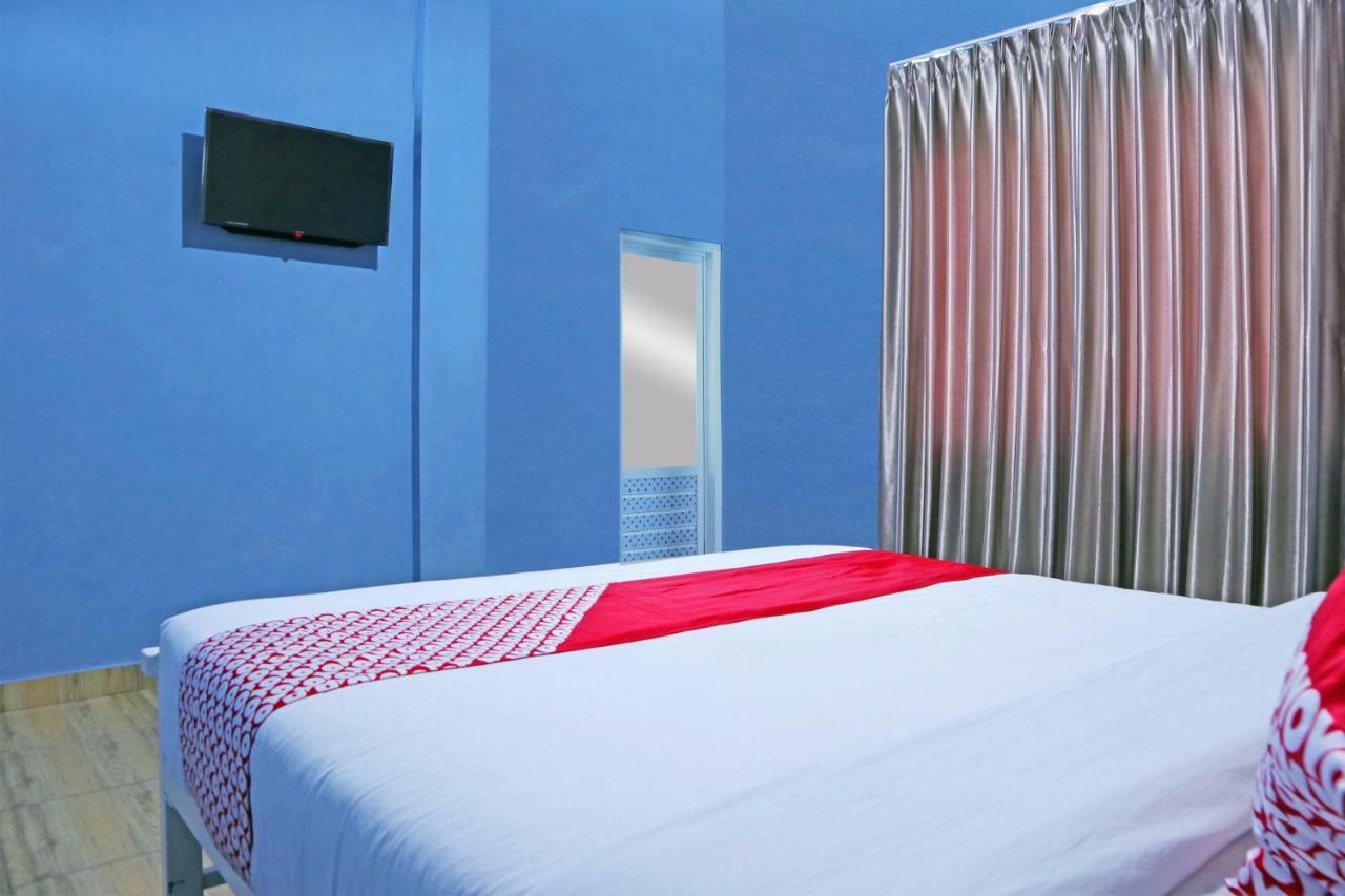 Oyo 1386 Hotel Grand Gabelo Bukittinggi Extérieur photo